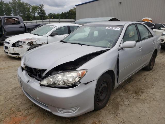 Photo 2 from auction – 2005 TOYOTA CAMRY LE with VIN 4T1BE32K35U520893