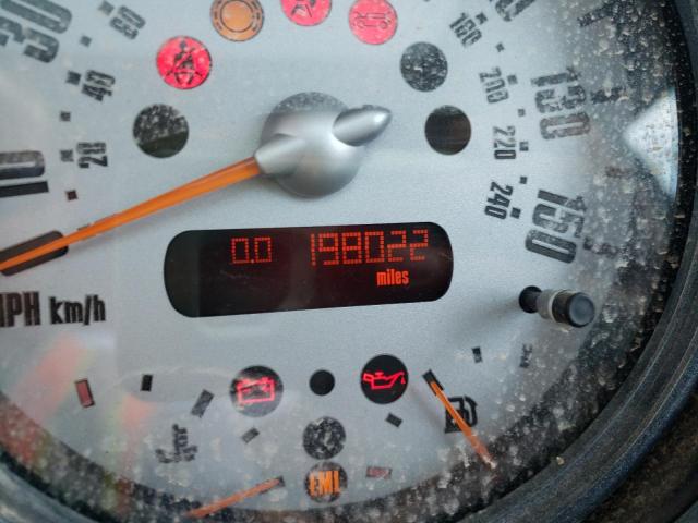 Photo 8 from auction – 2004 MINI COOPER S with VIN WMWRE33474TD89085