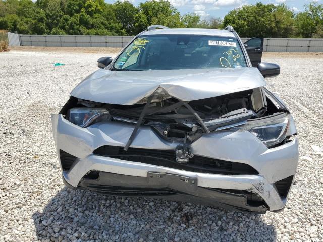Photo 9 from auction – 2018 TOYOTA RAV4 LE with VIN 2T3BFREV9JW702010