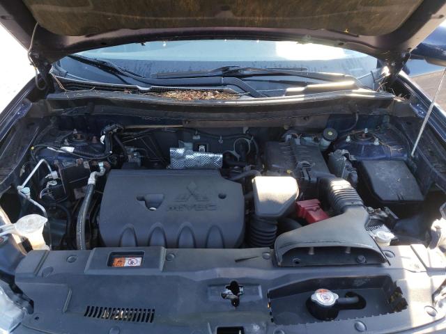 Photo 7 from auction – 2014 MITSUBISHI OUTLANDER with VIN JA4AZ3A38EZ012110