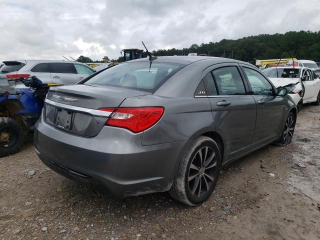 Photo 4 from auction – 2012 CHRYSLER 200 TOURIN with VIN 1C3CCBBG3CN249933