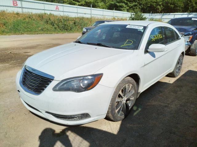 Фото 2 с аукциона – 2014 CHRYSLER 200 LIMITE с VIN 1C3CCBCG6EN179359