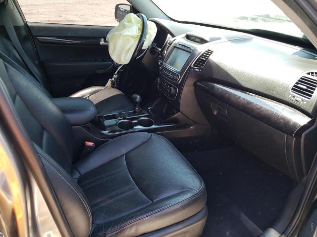 Photo 5 from auction – 2015 KIA SORENTO EX with VIN 5XYKUDA75FG622449
