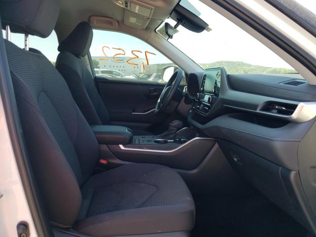 Photo 5 from auction – 2022 TOYOTA HIGHLANDER with VIN 5TDCZRAH5NS539147