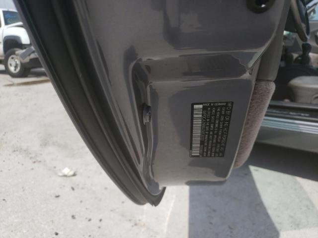 Photo 10 from auction – 2004 PORSCHE 911 CARRER with VIN WP0CA299X4S653033