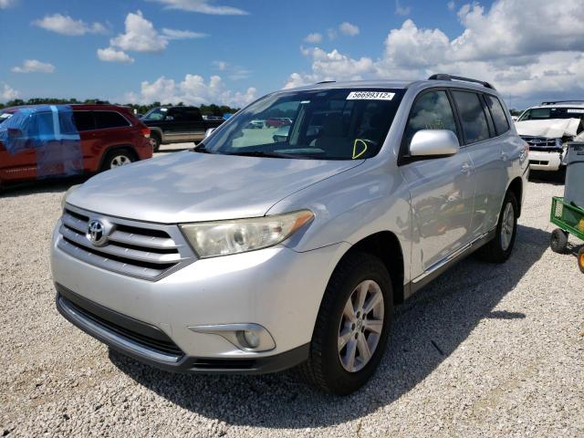 Photo 2 from auction – 2013 TOYOTA HIGHLANDER with VIN 5TDZK3EH8DS101095