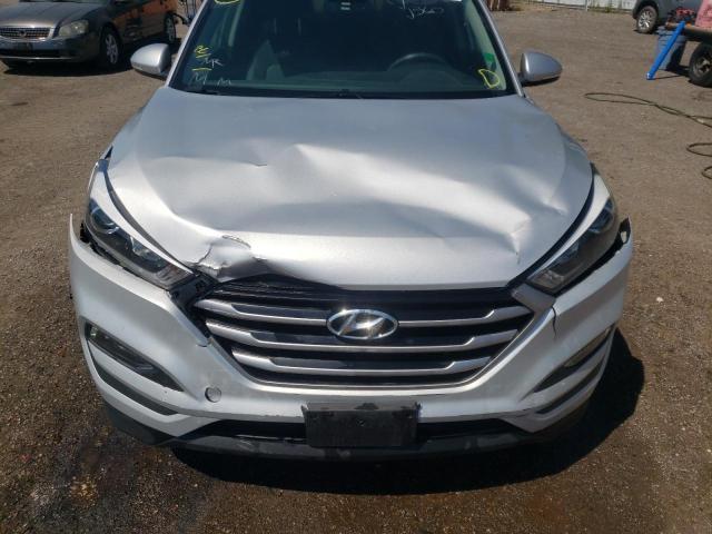 Photo 9 from auction – 2017 HYUNDAI TUCSON LIM with VIN KM8J3CA45HU455036