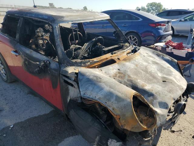 Photo 10 from auction – 2006 MINI COOPER with VIN WMWRC33596TJ73978