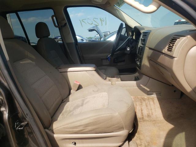 Photo 5 from auction – 2005 FORD EXPLORER X with VIN 1FMZU63KX5UA76204