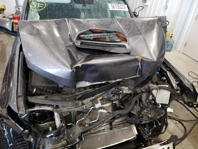 Photo 7 from auction – 2019 TOYOTA 4RUNNER SR with VIN JTEBU5JR4K5651933