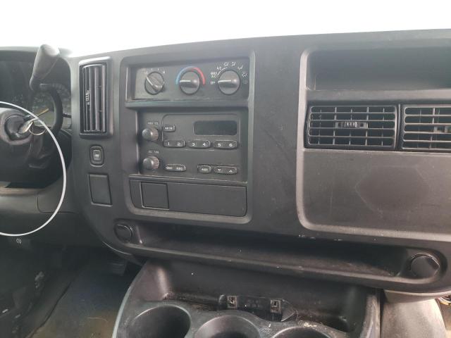 Photo 9 from auction – 2003 CHEVROLET EXPRESS CA with VIN 1GCFG25T431238677