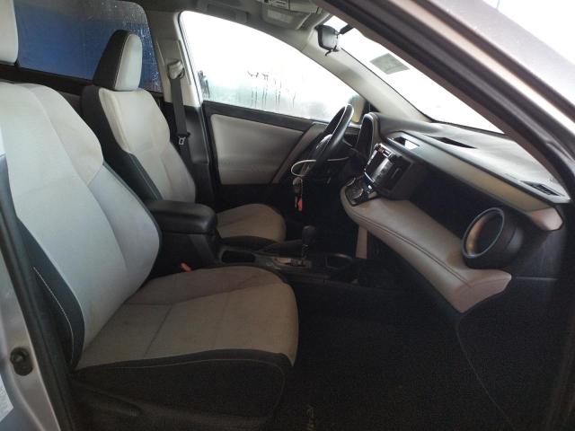 Photo 5 from auction – 2017 TOYOTA RAV4 XLE with VIN 2T3RFREV8HW543649
