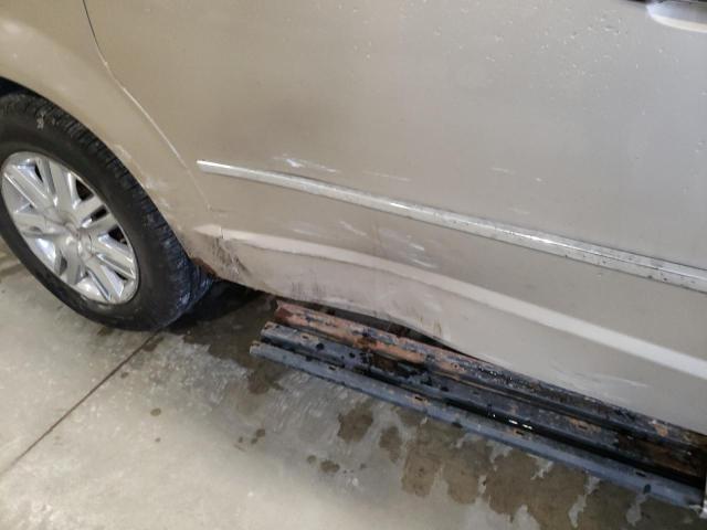 Photo 9 from auction – 2009 CHRYSLER TOWN & COU with VIN 2A8HR64X49R524945