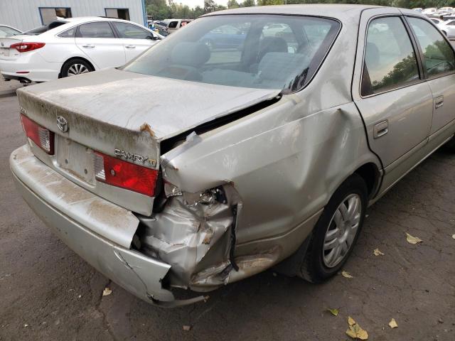 Photo 9 from auction – 2000 TOYOTA CAMRY CE with VIN 4T1BG22K8YU664528