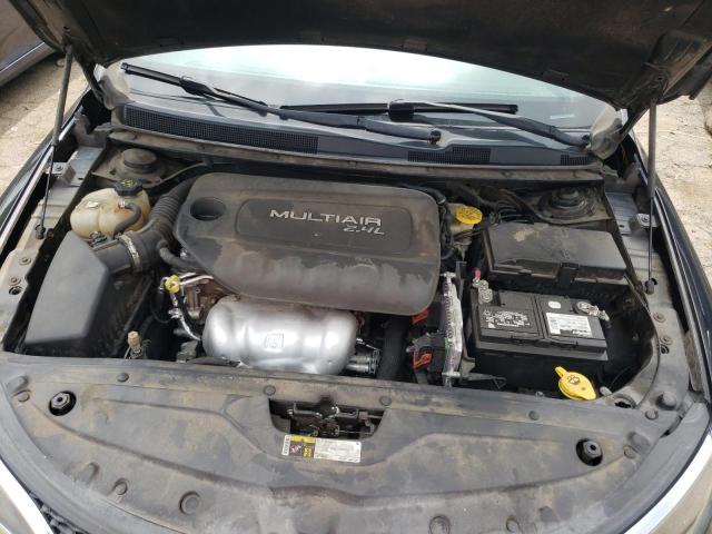 Photo 7 from auction – 2015 CHRYSLER 200 LIMITE with VIN 1C3CCCAB1FN699841