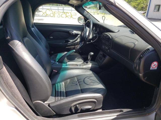 Photo 5 from auction – 2002 PORSCHE BOXSTER with VIN WP0CA29832U622702