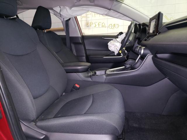 Photo 5 from auction – 2019 TOYOTA RAV4 LE with VIN JTMF1RFV4KD046926