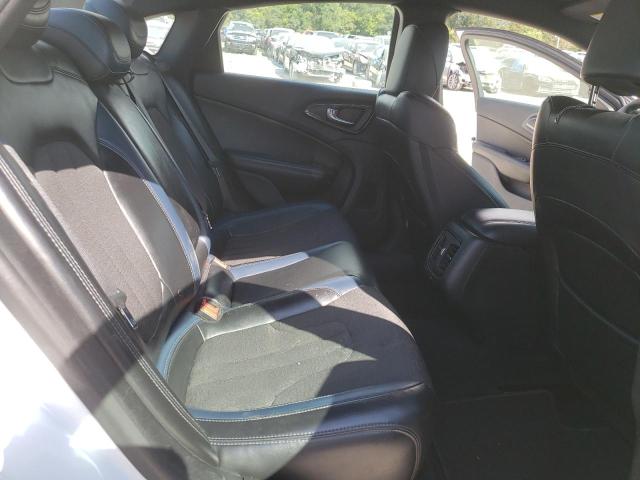 Photo 6 from auction – 2015 CHRYSLER 200 S with VIN 1C3CCCDG1FN530328
