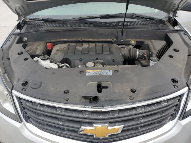 Photo 7 from auction – 2017 CHEVROLET TRAVERSE L with VIN 1GNKRFED8HJ327479