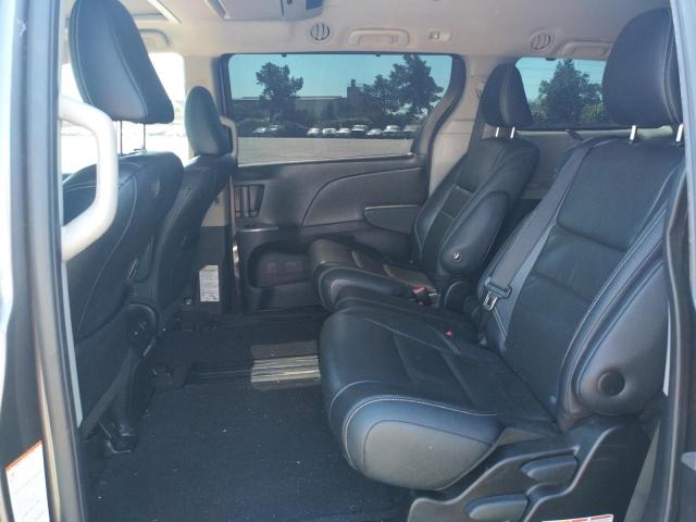 Photo 6 from auction – 2016 TOYOTA SIENNA SE with VIN 5TDXK3DC7GS731224