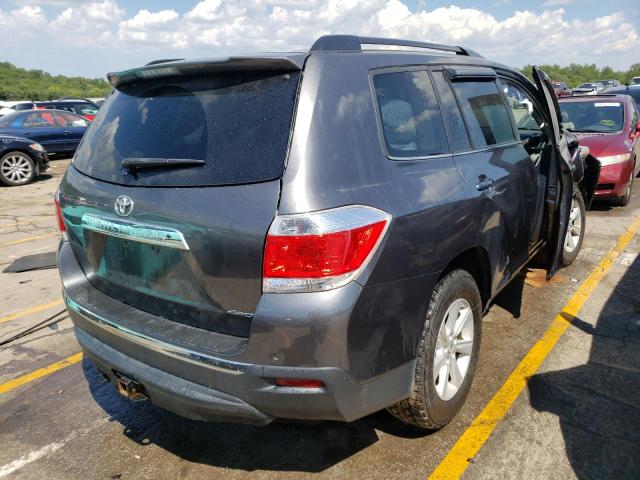 Photo 4 from auction – 2013 TOYOTA HIGHLANDER with VIN 5TDBK3EH4DS251061