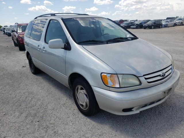 Photo 1 from auction – 2002 TOYOTA SIENNA LE with VIN 4T3ZF13C12U464365