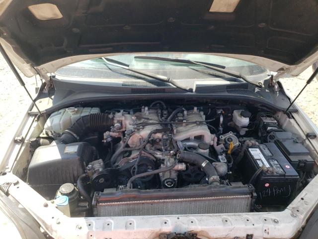 Photo 9 from auction – 2005 KIA SORENTO EX with VIN KNDJC733155360916