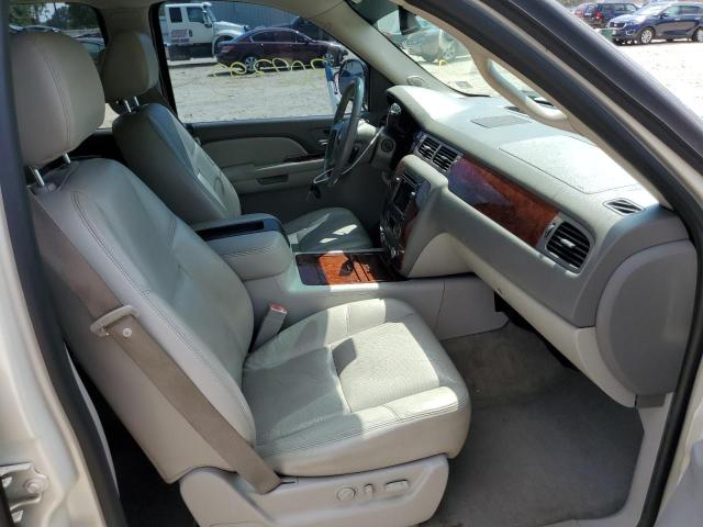 Photo 5 from auction – 2009 CHEVROLET SUBURBAN C with VIN 1GNFC36089R293320