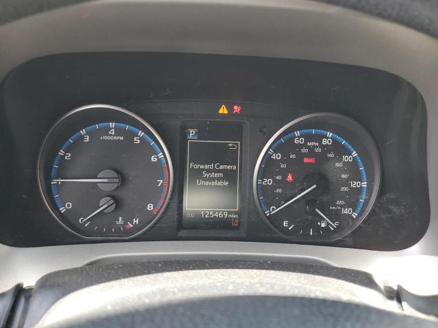Photo 8 from auction – 2018 TOYOTA RAV4 LE with VIN 2T3BFREV9JW702010