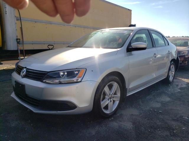 Photo 2 from auction – 2012 VOLKSWAGEN JETTA TDI with VIN 3VWLL7AJ5CM007884
