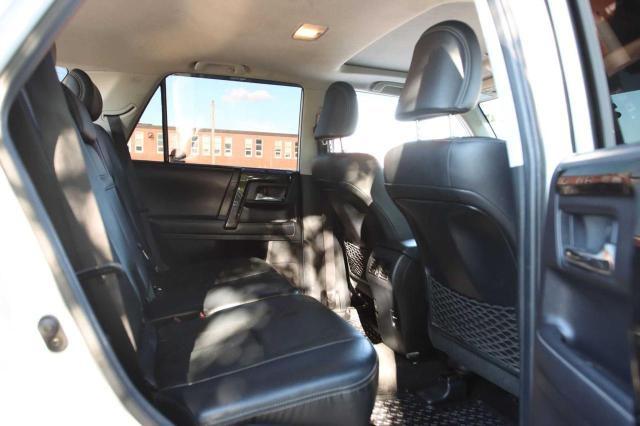 Photo 6 from auction – 2019 TOYOTA 4RUNNER SR with VIN JTEBU5JR5K5612445