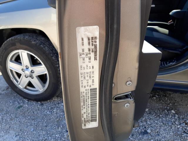 Photo 10 from auction – 2008 JEEP COMPASS SP with VIN 1J8FT47W38D697230