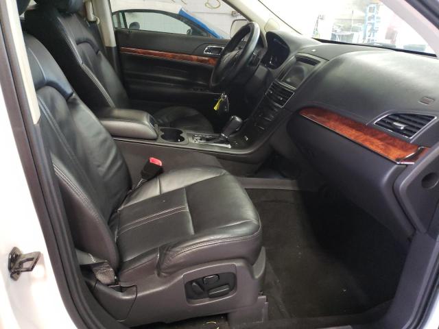 Photo 5 from auction – 2019 LINCOLN MKT with VIN 2LMHJ5AT5KBL01970