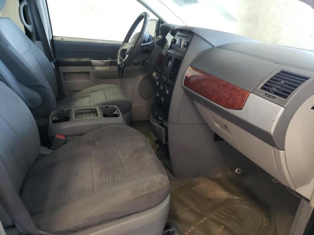 Photo 5 from auction – 2008 CHRYSLER TOWN & COU with VIN 2A8HR54P68R696936