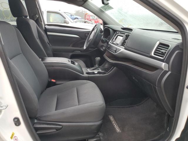 Photo 5 from auction – 2016 TOYOTA HIGHLANDER with VIN 5TDZKRFH9GS167614