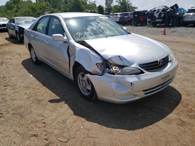 TOYOTA CAMRY LE 2003 with VIN 4T1BF32K43U544128 - Photo from auction