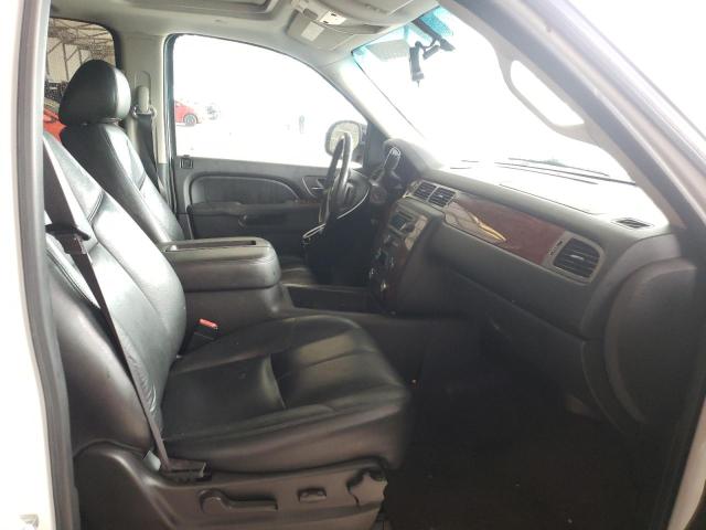 Photo 5 from auction – 2013 CHEVROLET SUBURBAN C with VIN 1GNSCJE03DR129700