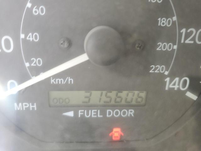Photo 8 from auction – 2000 TOYOTA CAMRY CE with VIN 4T1BG22K9YU667437