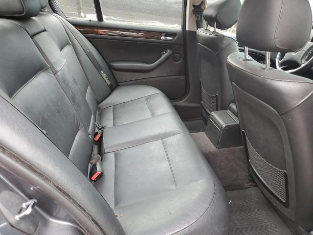Photo 6 from auction – 2003 BMW 325 I with VIN WBAEV33413KL85727