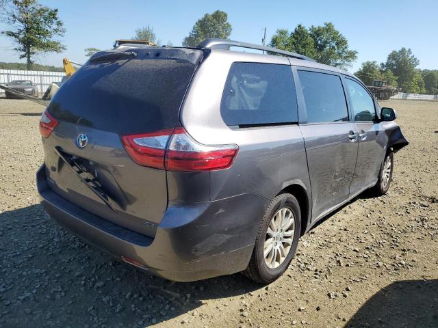 Photo 4 from auction – 2016 TOYOTA SIENNA XLE with VIN 5TDYK3DC8GS701170