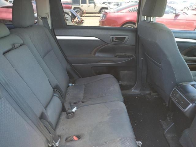 Photo 6 from auction – 2018 TOYOTA HIGHLANDER with VIN 5TDZZRFH3JS256324