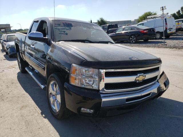 CHEVROLET silverado 2011 with VIN 1GCRCSE05BZ131569 - Photo from auction