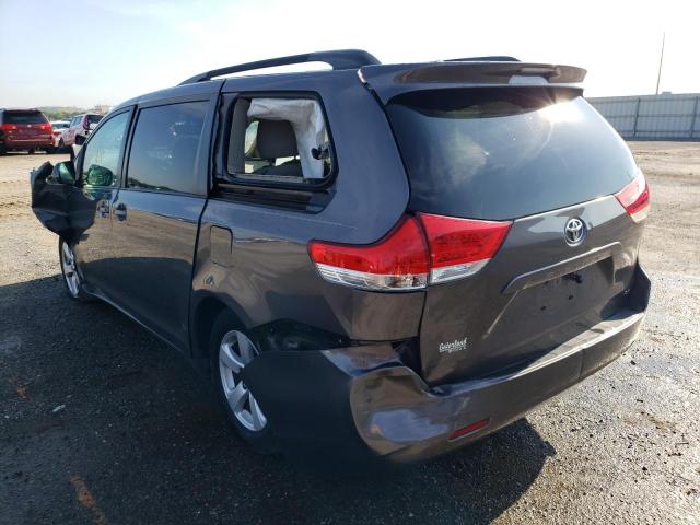 Photo 3 from auction – 2012 TOYOTA SIENNA LE with VIN 5TDKK3DC1CS180518