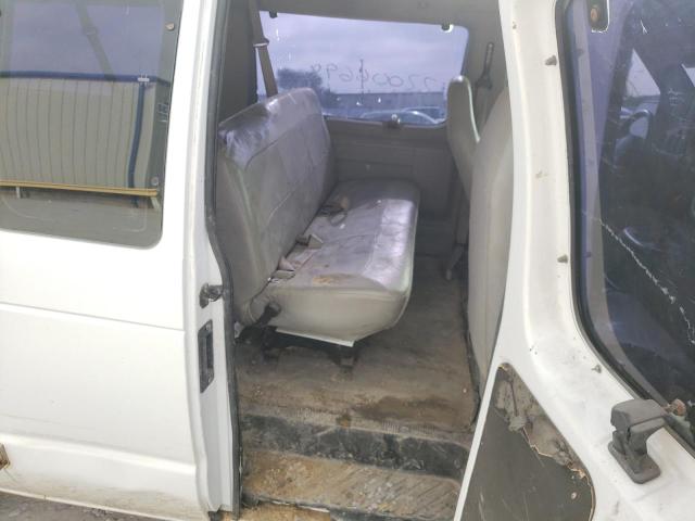Photo 6 from auction – 2000 FORD ECONOLINE with VIN 1FBSS31L7YHA24682