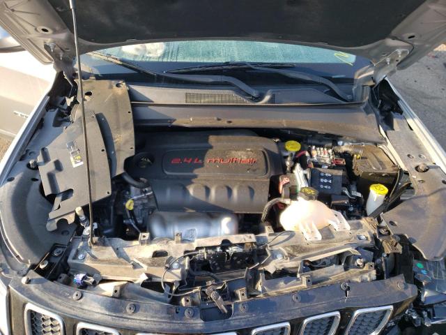 Photo 7 from auction – 2018 JEEP COMPASS LA with VIN 3C4NJCBB0JT233772