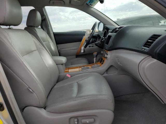 Photo 5 from auction – 2008 TOYOTA HIGHLANDER with VIN JTEEW44A682006573