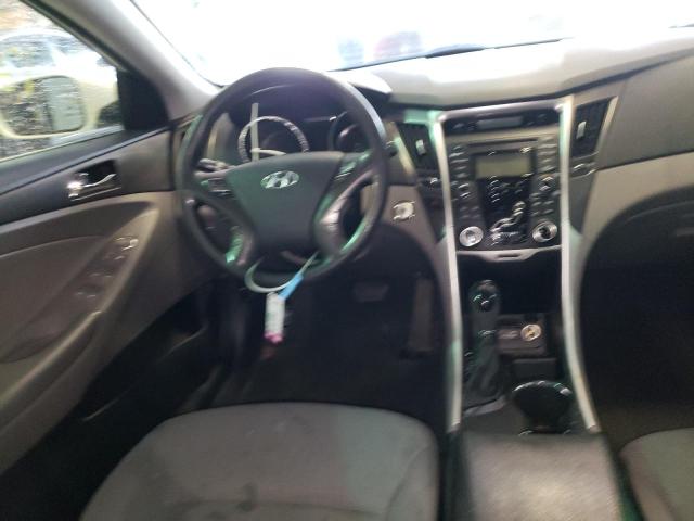 Photo 9 from auction – 2013 HYUNDAI SONATA HYB with VIN KMHEC4A42DA070214