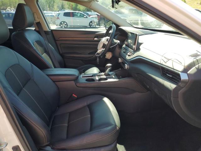 Photo 5 from auction – 2019 NISSAN ALTIMA SR with VIN 1N4BL4CV0KC179016