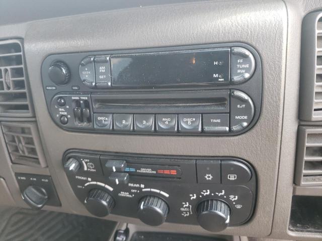 Photo 9 from auction – 2002 DODGE DURANGO SL with VIN 1B4HS48N62F117700