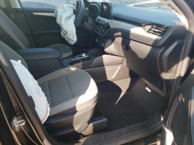 Photo 5 from auction – 2021 FORD ESCAPE SE with VIN 1FMCU0G65MUB33813